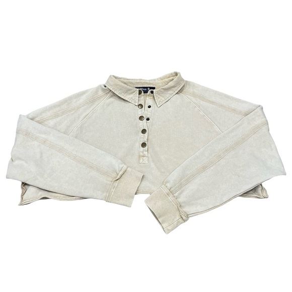 Cream Snap Sweatshirt Cropped Button-Up | Size Large - Picture 3 of 8